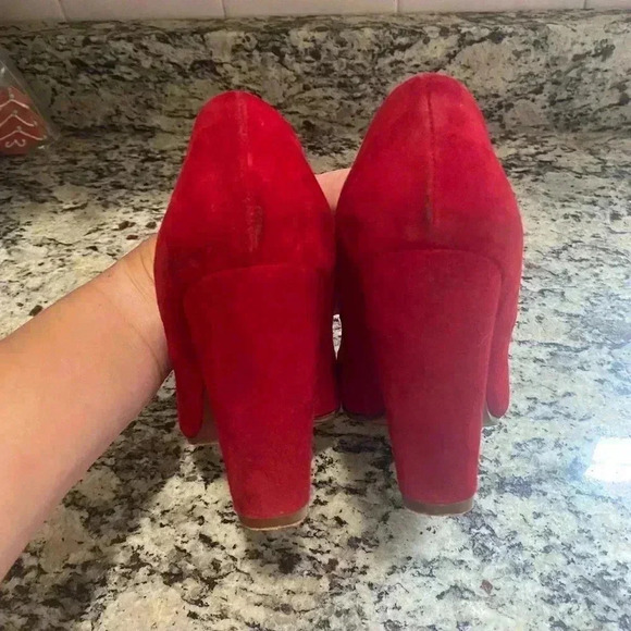 Chie Mihara red suede funky swirl detail heels - Picture 11 of 15